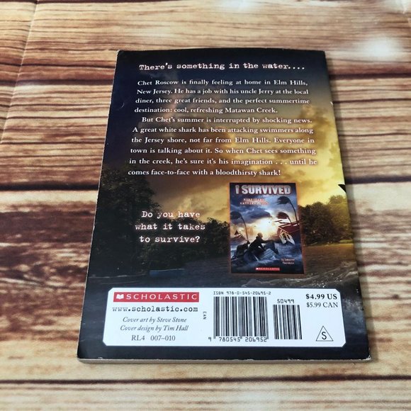 I Survived Books Lot of 3 Shark Attacks, Great Chicago Fire, Nazi Invasion - Picture 3 of 11